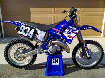 Yz 125 deals 2000